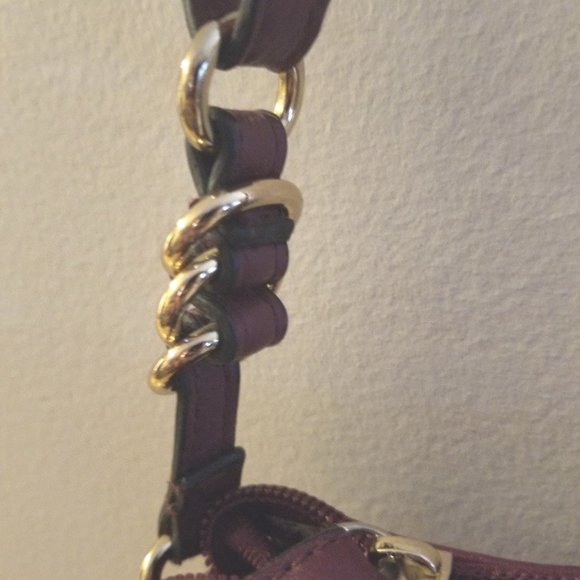 Medium maroon ladie's shoulder strap faux leather purse - Picture 8 of 8